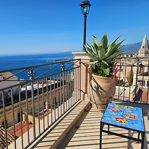 casa-turchetti.sicilyhotelsitaly.net/
